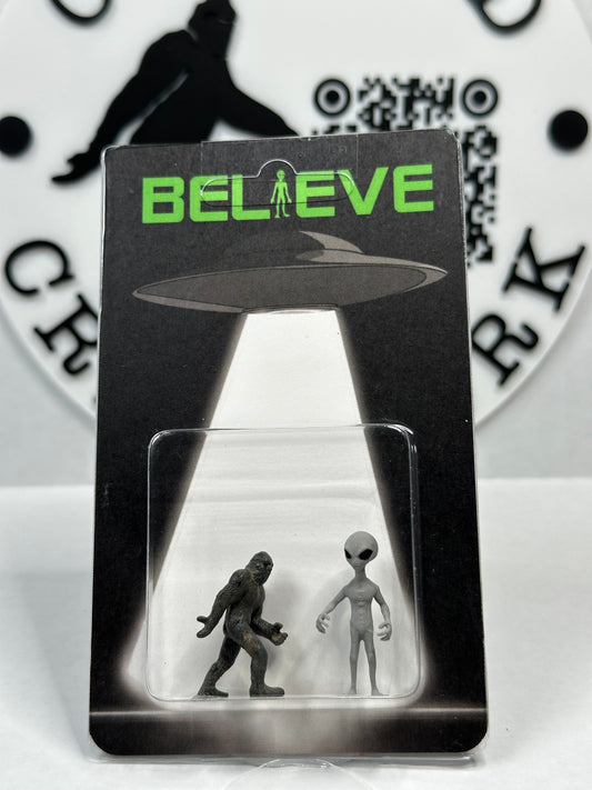 Grey Alien & Bigfoot UFO Abduction Believe Miniature Carded Figures