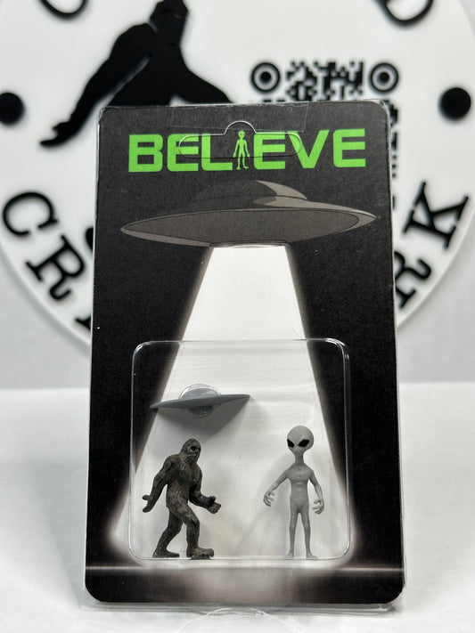 Grey Alien & Bigfoot UFO Abduction Believe Miniature Carded Figures