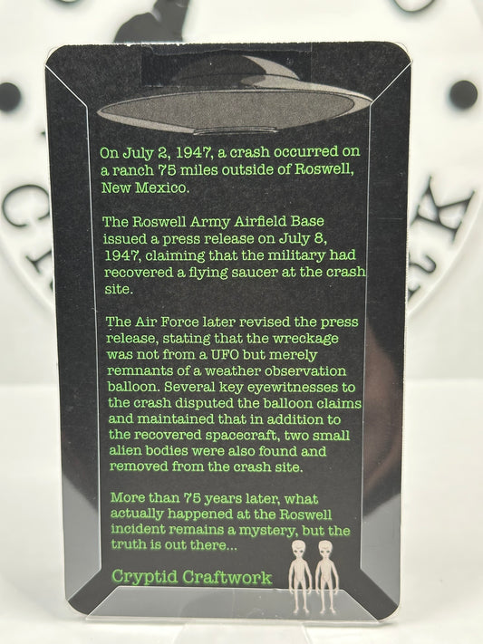 Glow Alien UFO Believe Custom Carded Miniature Figure