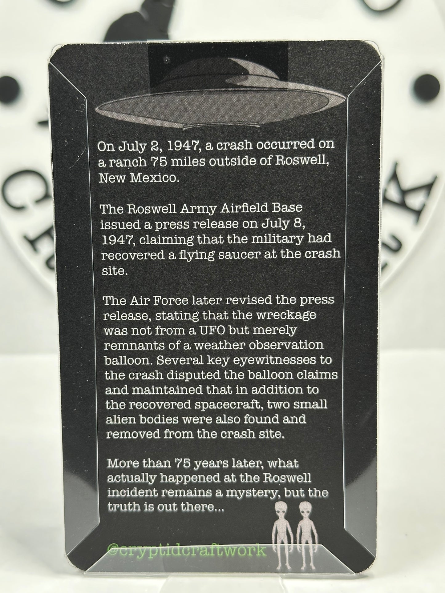 Green Alien UFO Abduction Believe Custom Carded Miniature Figure