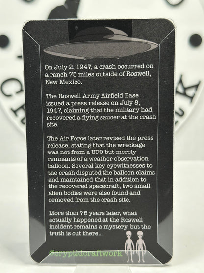 Green Alien UFO Abduction Believe Custom Carded Miniature Figure